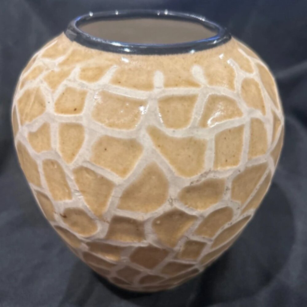 Textured Beige Ceramic Vase - Modern Crackle Glaze Decor